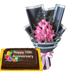 15 Pink Roses Bouquet with Chocolate Anniversary Cake